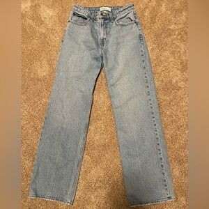 Abercrombie & Fitch- curve love 90’s relaxed jean hi rise